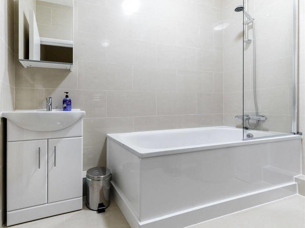 Commercial House Londyn Zewnętrze zdjęcie